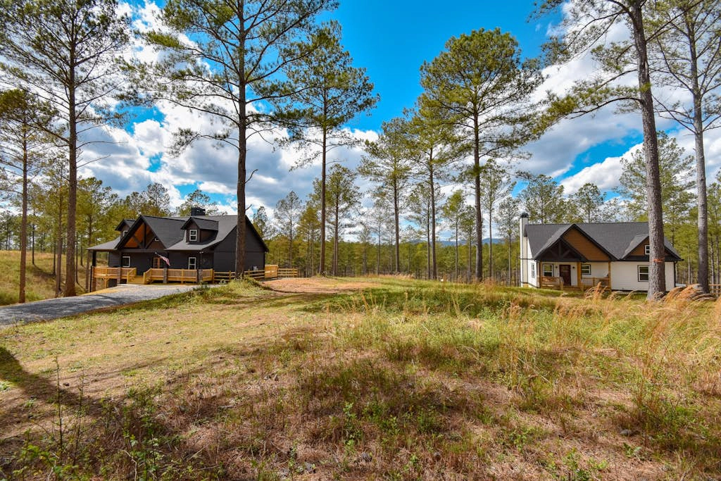 The Cabins at Mountain Peak Retreat with Game Rooms