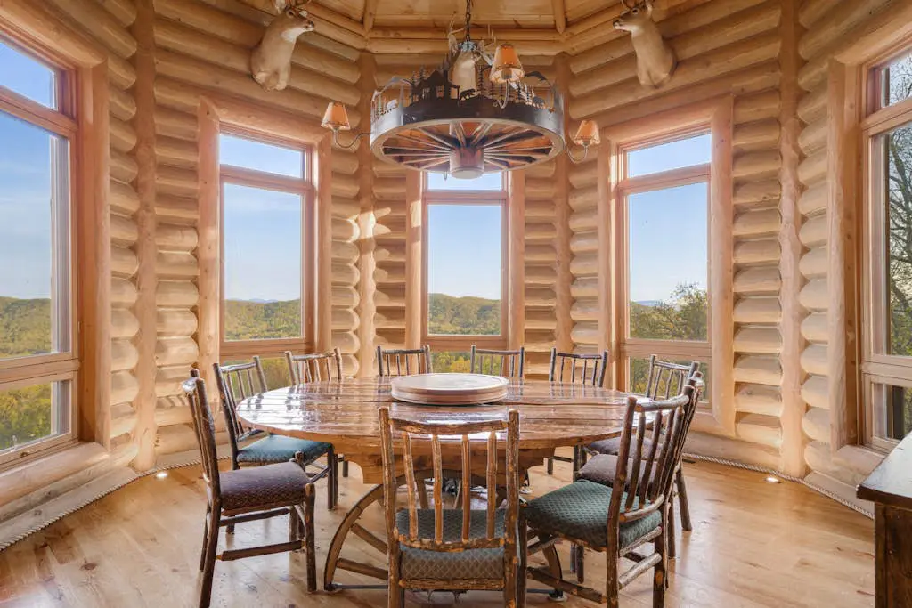 Majestic Lodge