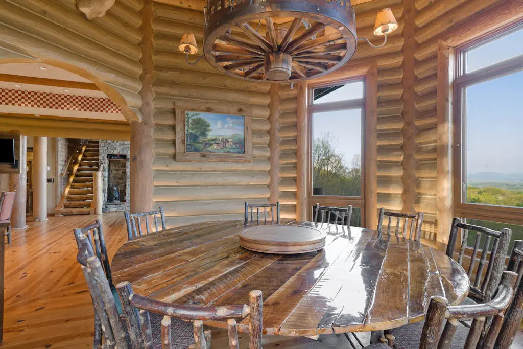 Majestic Lodge