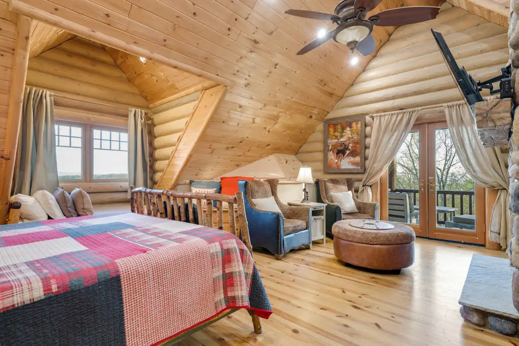 Majestic Lodge