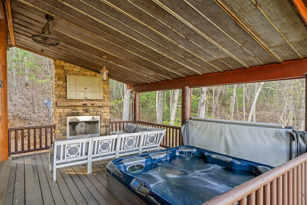Majestic Lodge