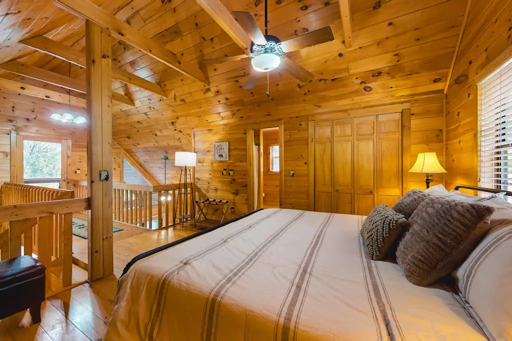 Sleepy Bear Hideaway