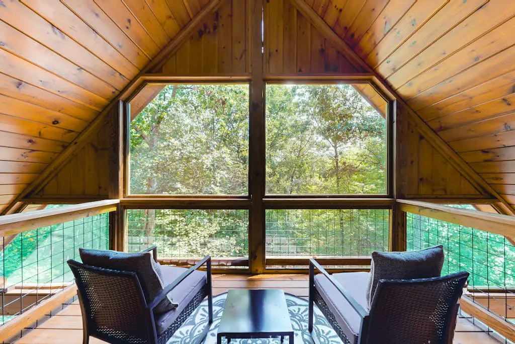 Sleepy Bear Hideaway