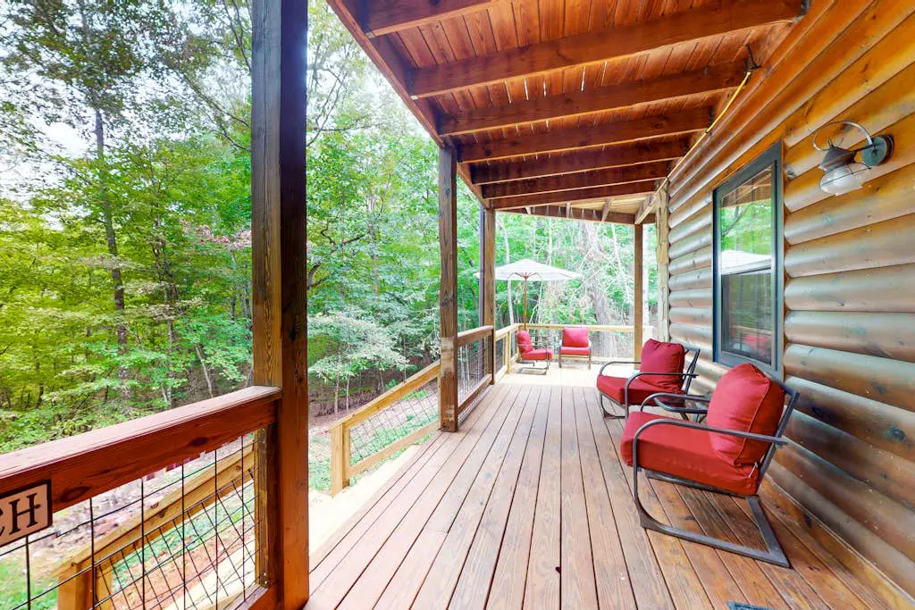 Sleepy Bear Hideaway
