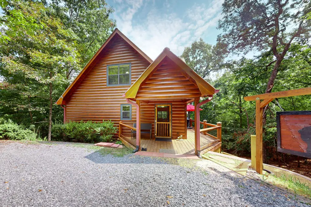 Sleepy Bear Hideaway