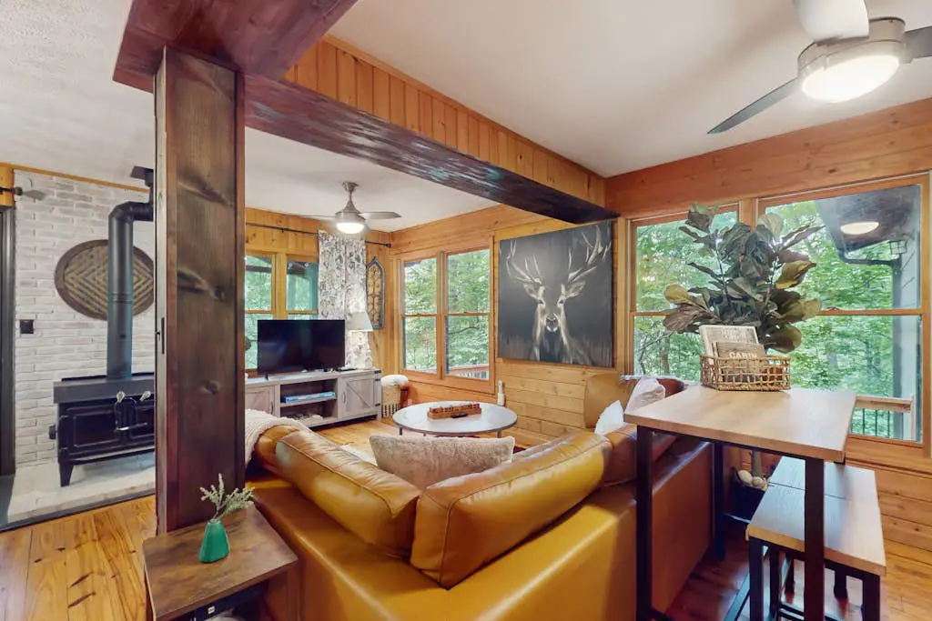 Tiptop Treehouse