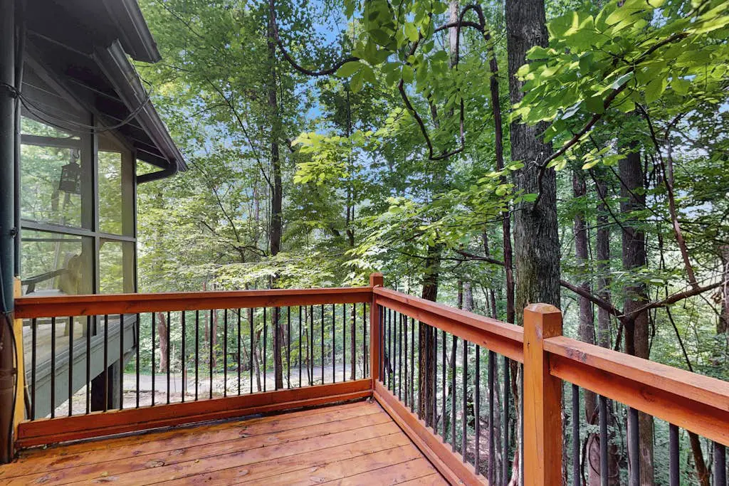 Tiptop Treehouse
