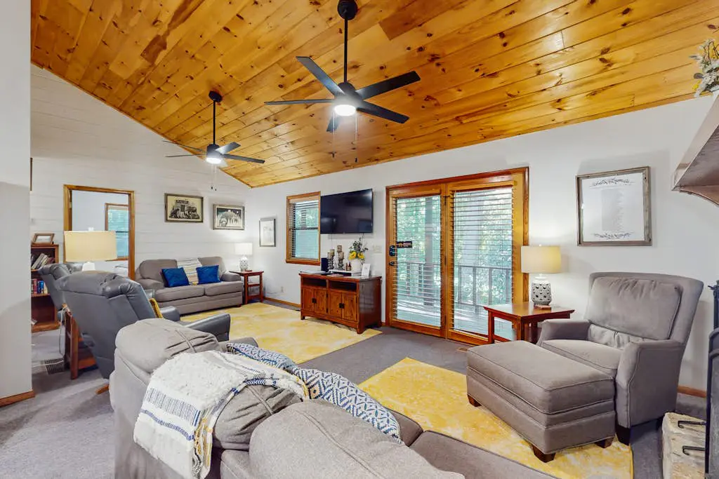 Moss Creek Cabin
