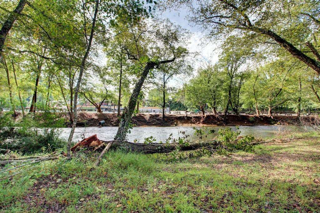 Two riverfront condos with water access - close to downtown & attractions!