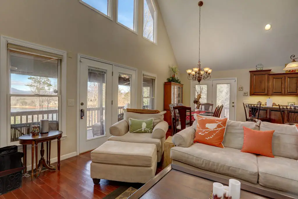 Hillcrest Hideaway