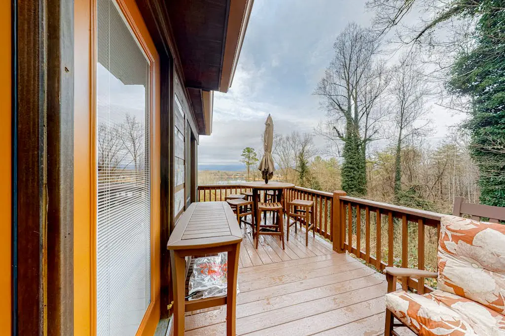 Hillcrest Hideaway