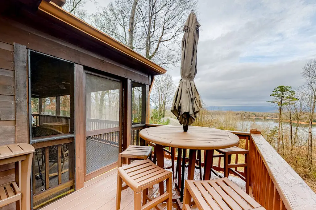 Hillcrest Hideaway