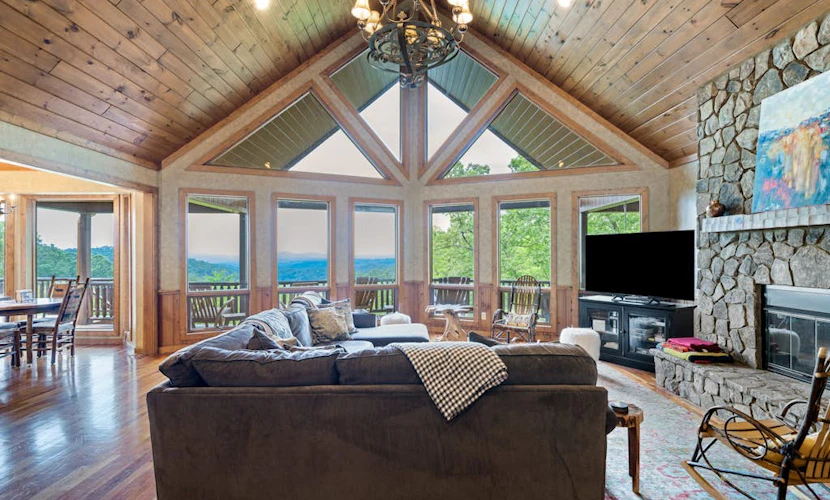 Mtn-view 2-story cabin with fireplaces, hot tub, foosball, grill, decks, wet bar
