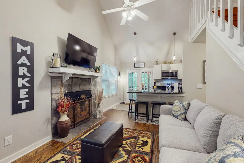 Horton Creek Home