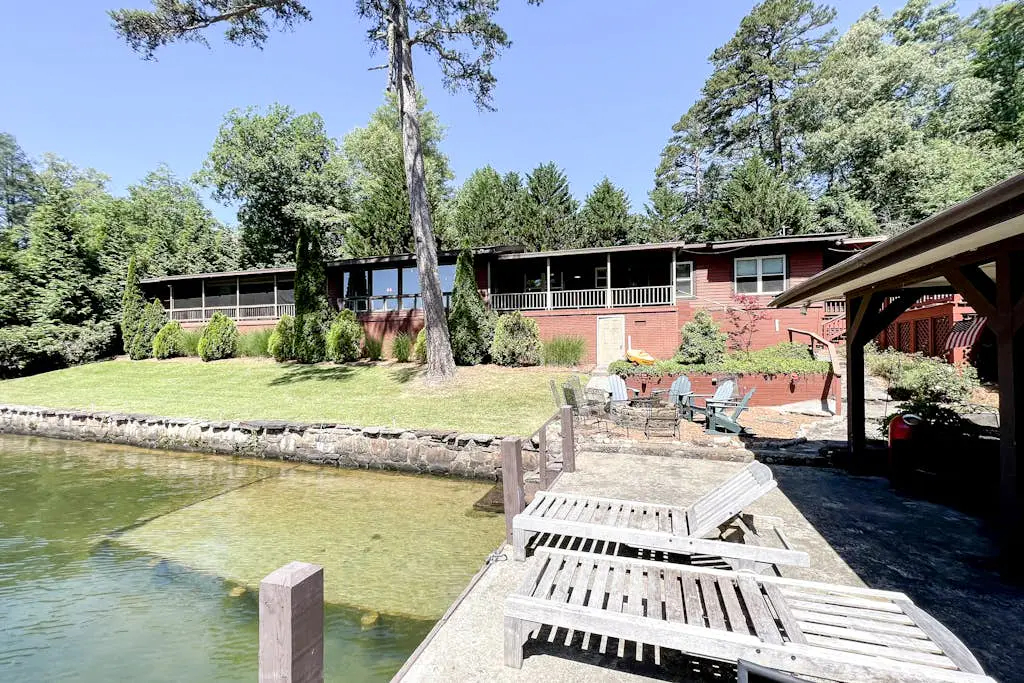 On The Lake - Main House