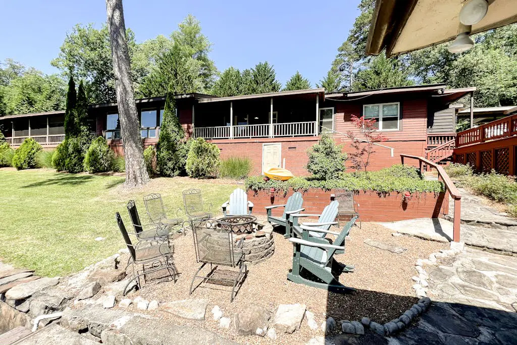 On The Lake - Main House