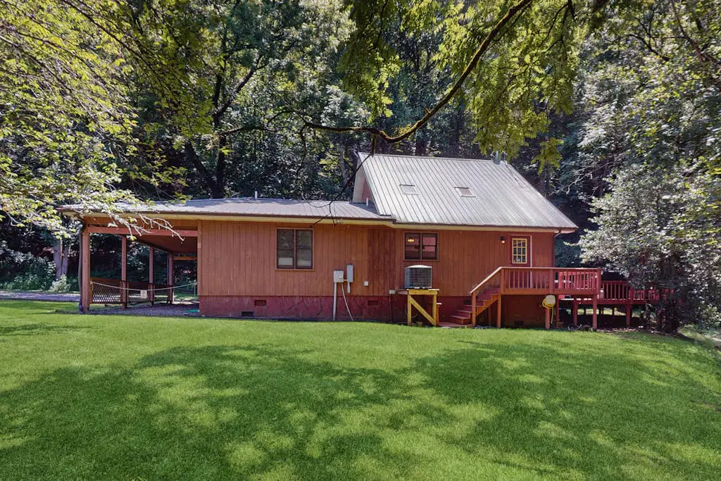 Creekside Retreat