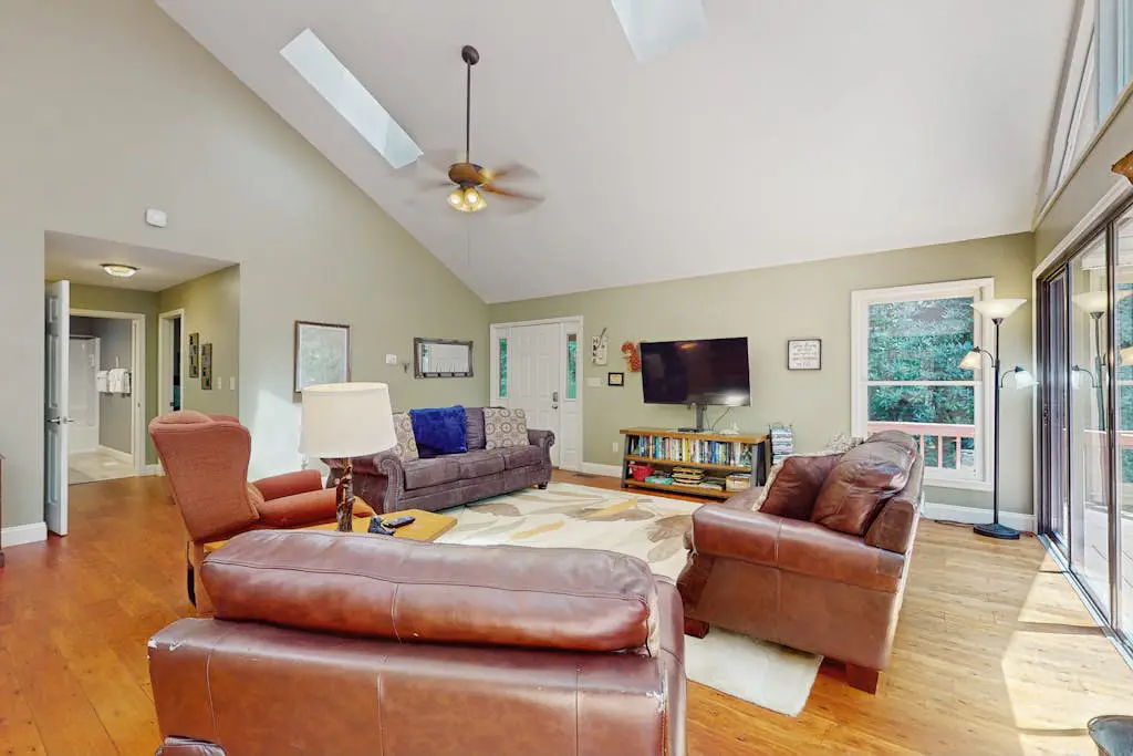 Creekside Retreat
