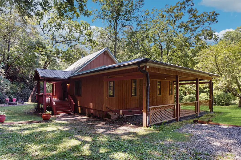 Creekside Retreat
