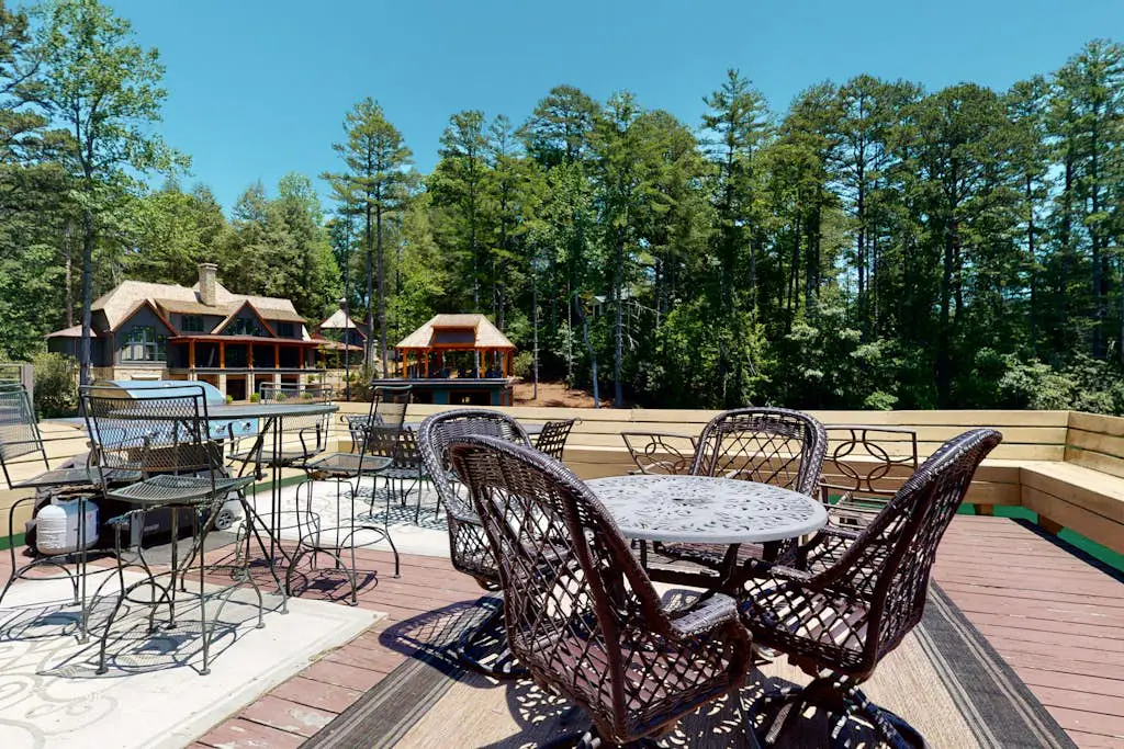 On The Lake - Guest House