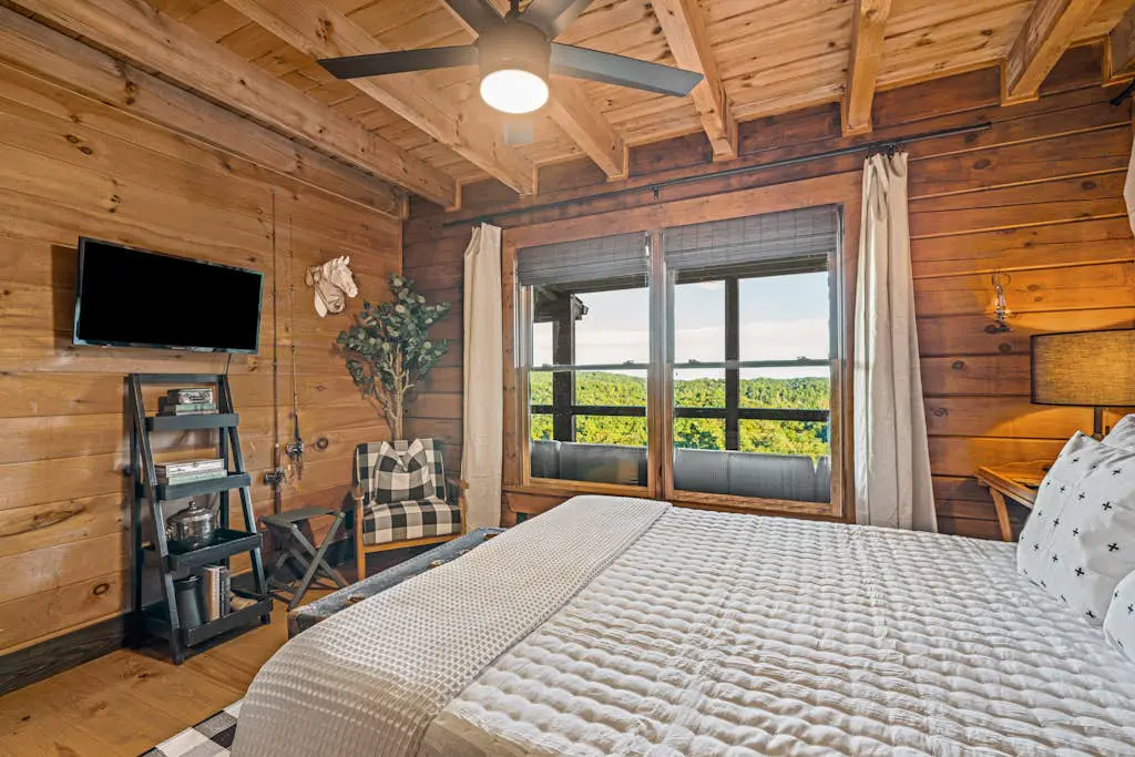 The Overlook at Talking Rock Creek Resort