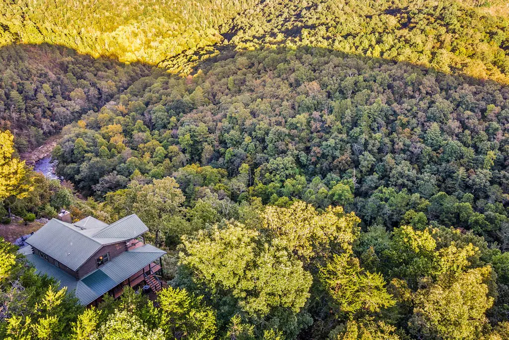 The Overlook at Talking Rock Creek Resort