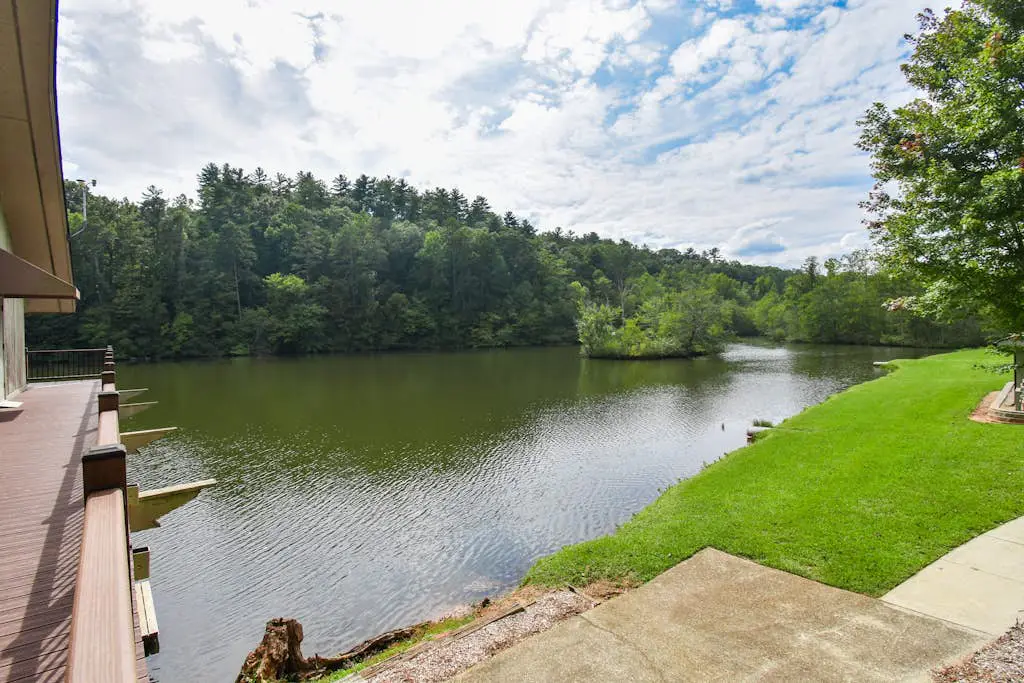 Sweet Creek at Skylake