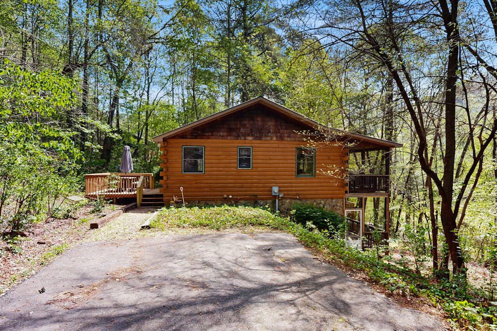 Bear Paw Cabin