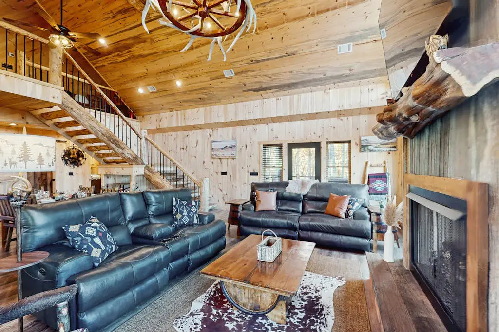 Spur n Arrow Cabin