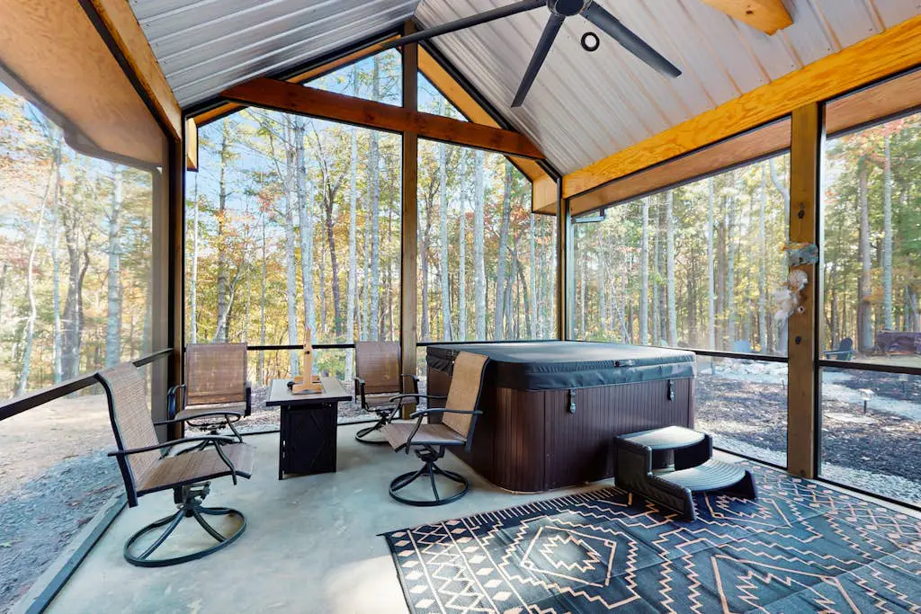 Spur n Arrow Cabin