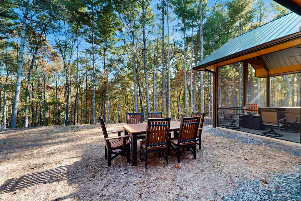 Spur n Arrow Cabin
