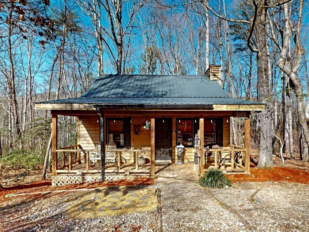 Lazy Bear Cabin 2