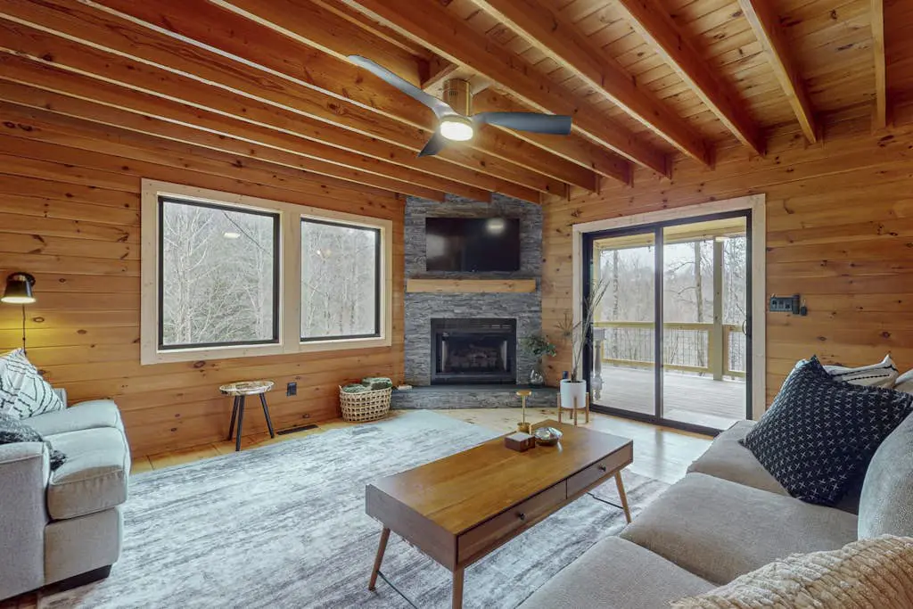 Hothouse Creek Retreat