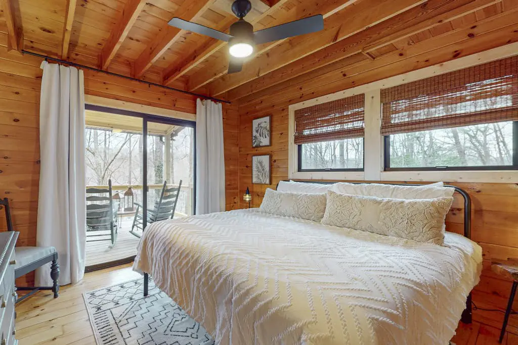 Hothouse Creek Retreat