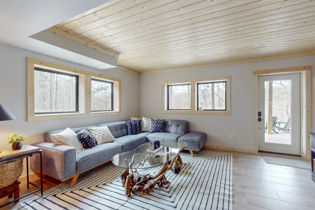 Hothouse Creek Retreat