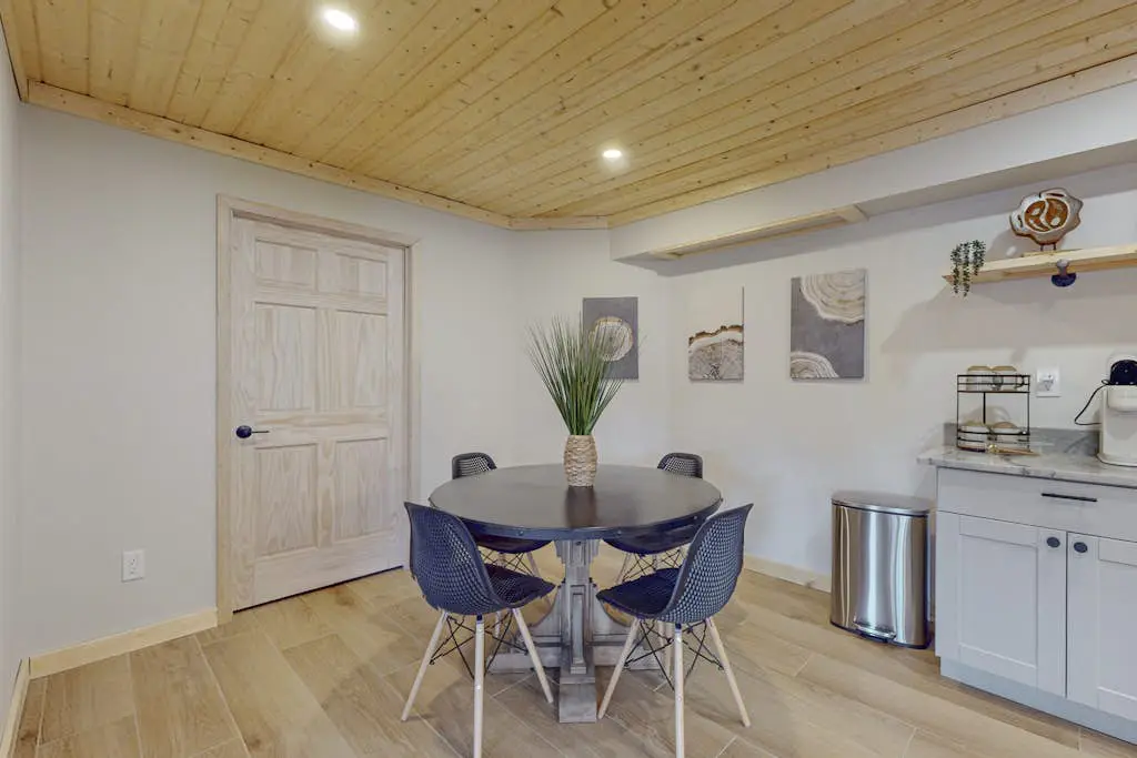 Hothouse Creek Retreat