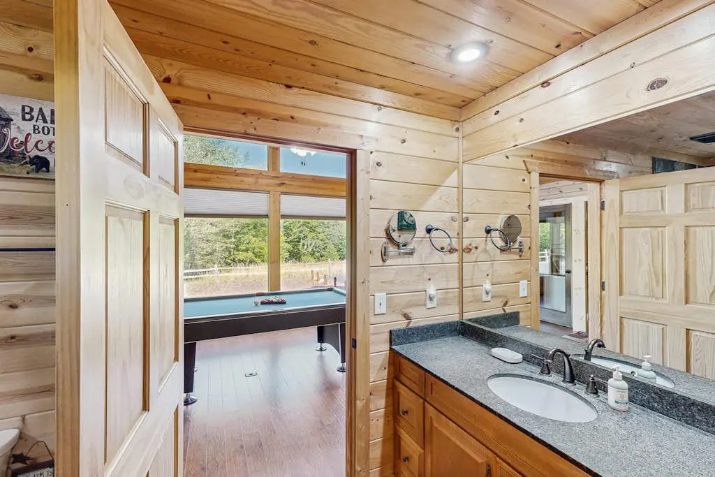 Rustic Charm Cabin