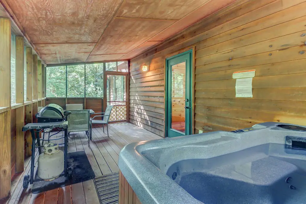 Timber Top Cabin