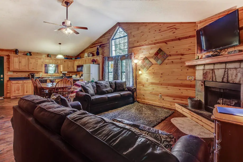 Timber Top Cabin