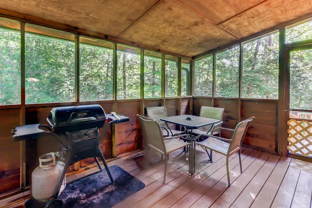Timber Top Cabin