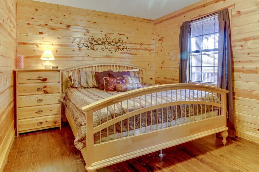 Timber Top Cabin