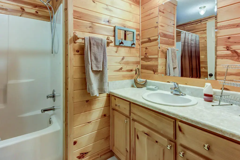 Timber Top Cabin