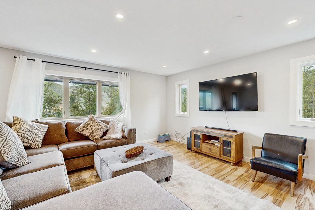 Summit Adventure House