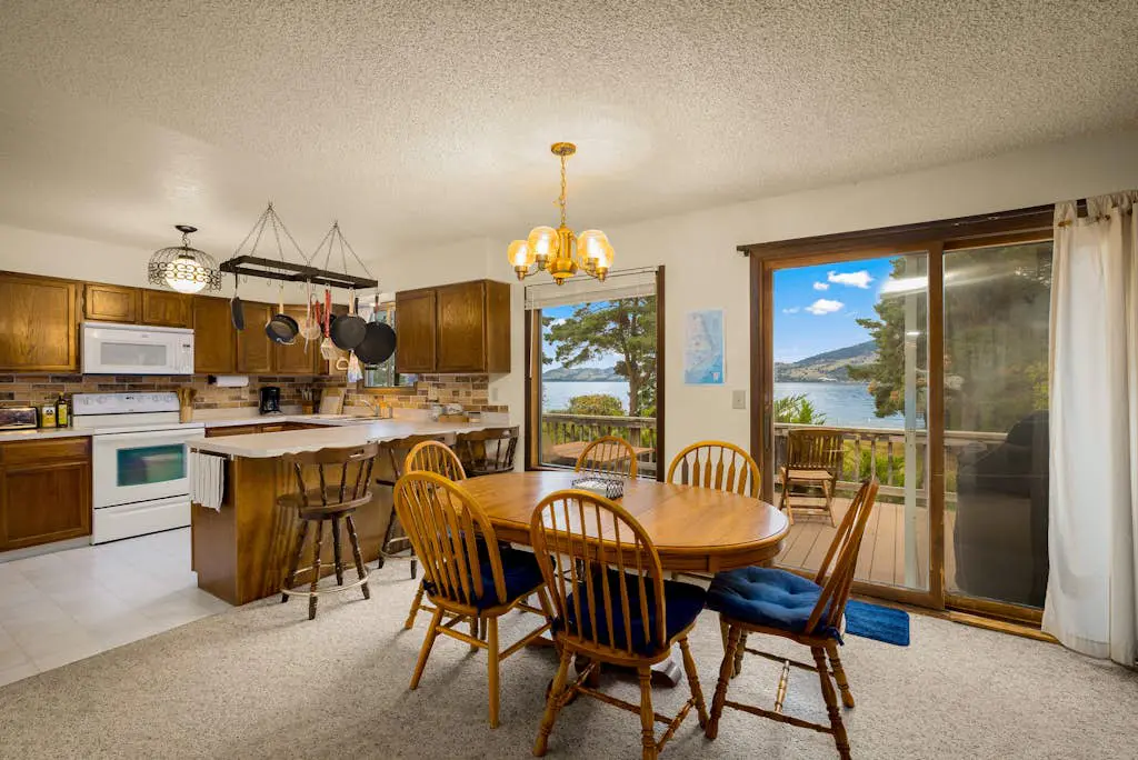 Big Arm Blue House 3 Bedroom