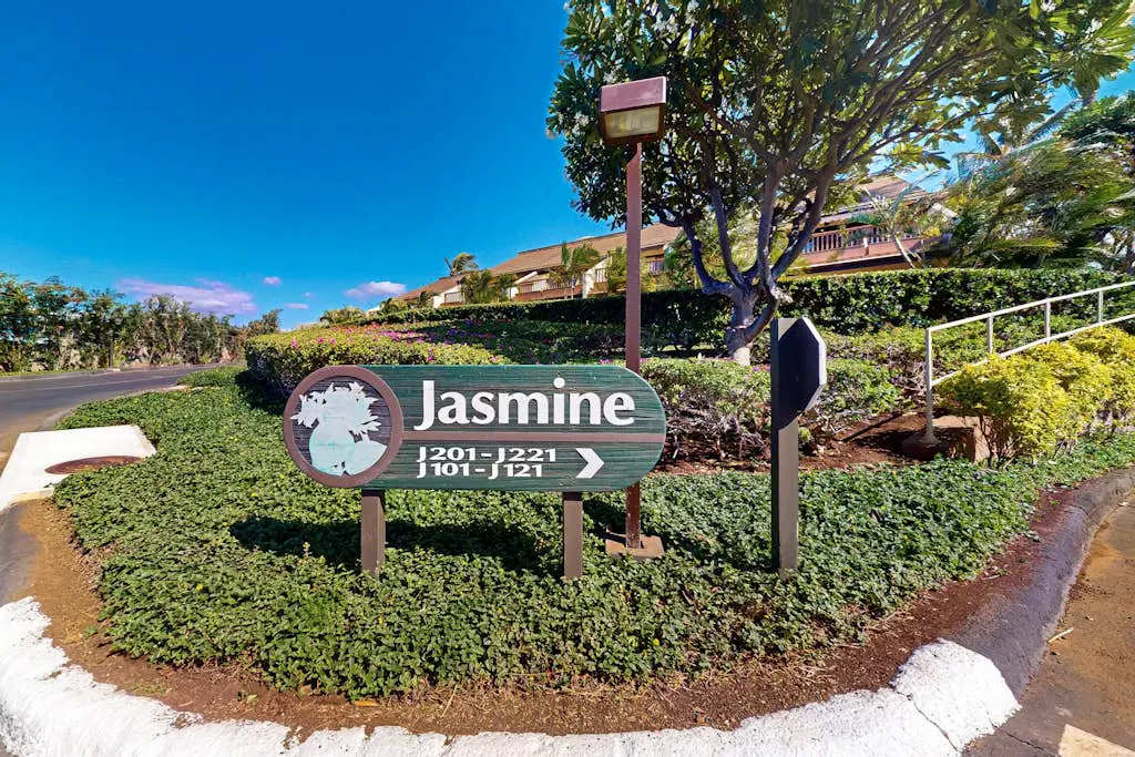 Maui Kamaole J105