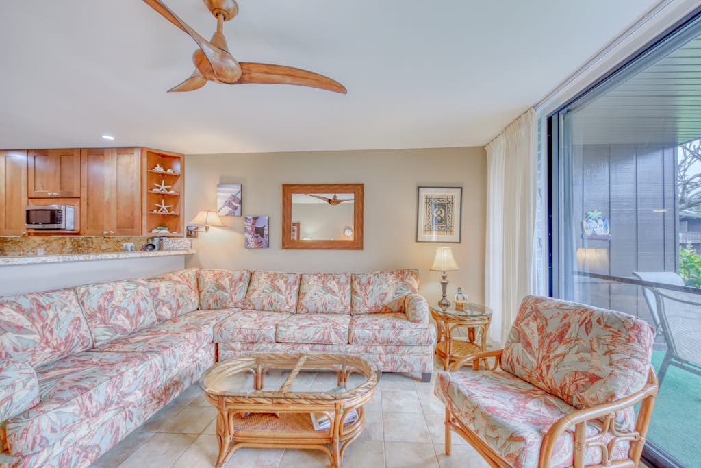 Charming, oceanfront condo with high-speed WiFi, water views, & pool