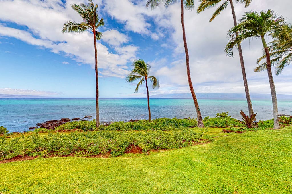 Mahina Surf 227 | 2 Bed Lahaina, HI Condo | Vacasa