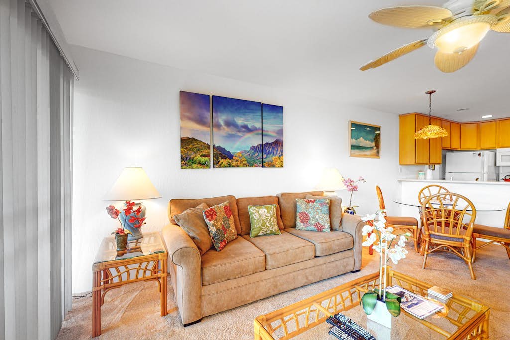 August Sale!
Hale Kamaole Condo w/ Shared Pool, Shared Grill, Private Washer/Dryer
