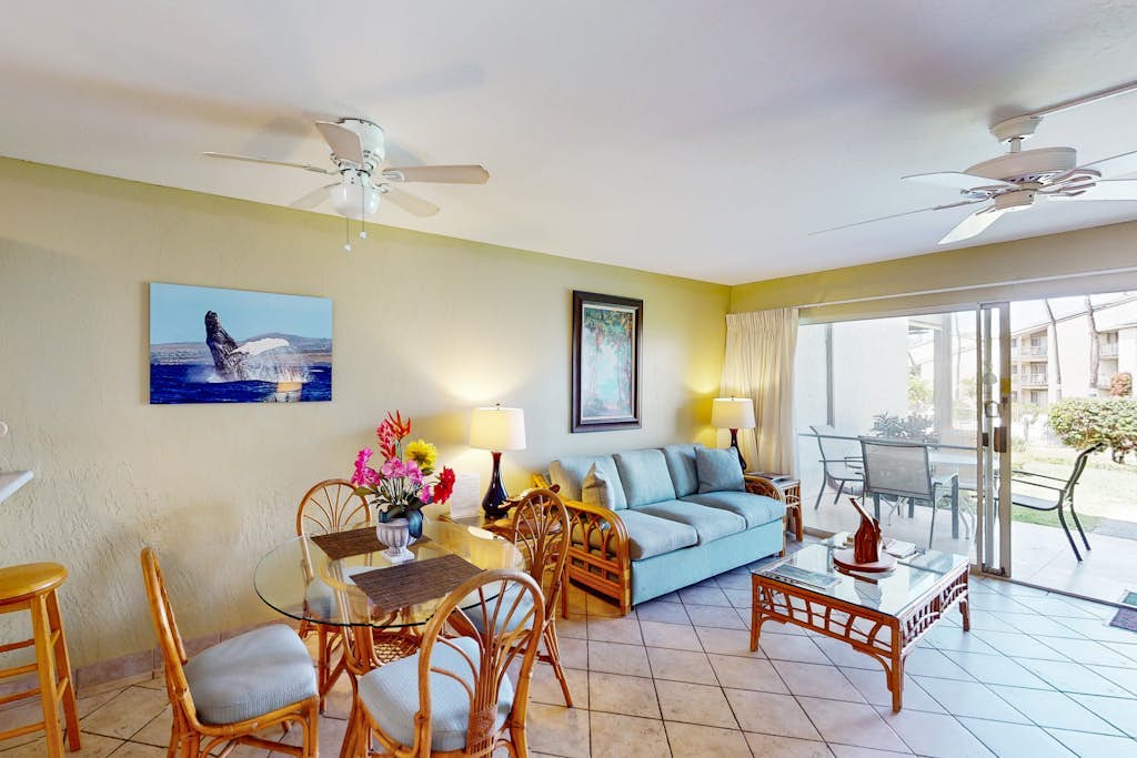 Hale Kamaole Condo w/ Shared Pool, Shared Grill-Surf, Bike, Golf, More