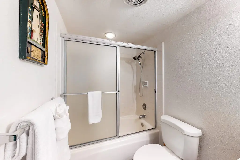 Island Sands Resort 208